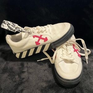 Off-White  Low-Top Vulcanized Sneakers